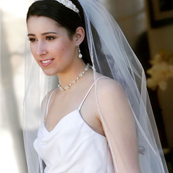 NWT Erica Koesler Beaded Fingertip Veil - Picture 1 of 5